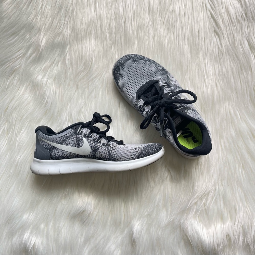Nike free run shoes